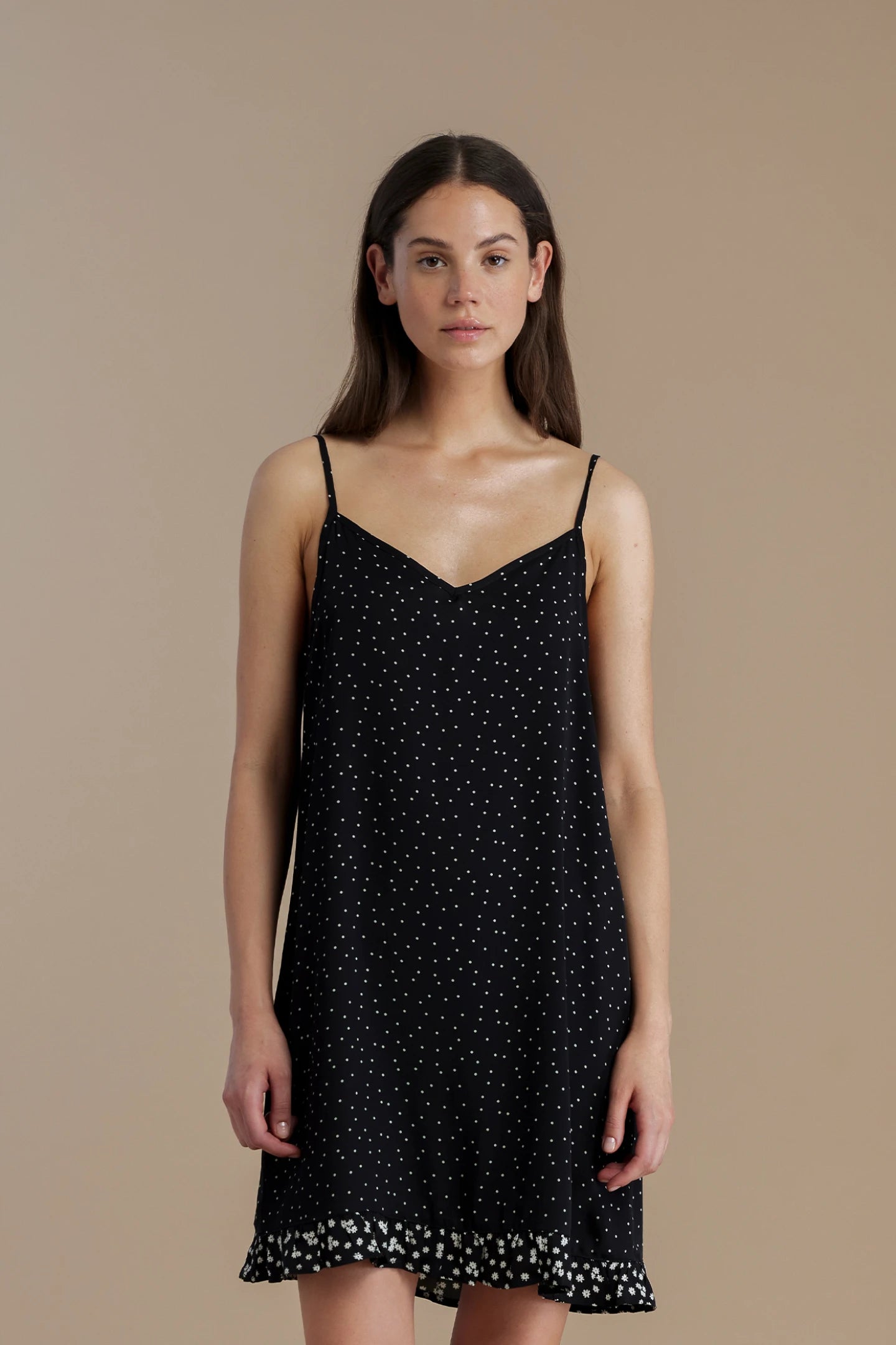 Camicia da notte donna in viscosa bretellina articolo dot