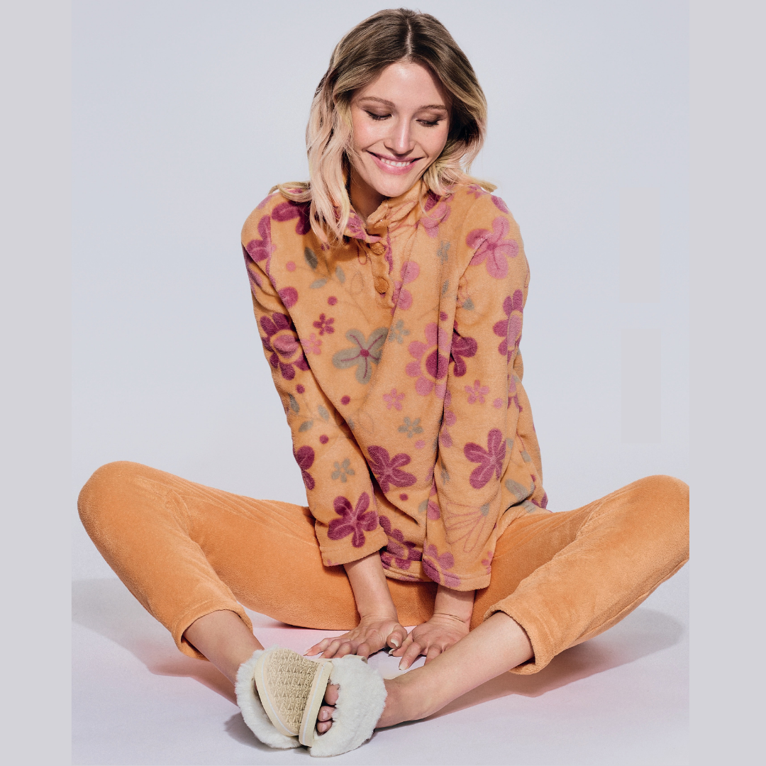 Pigiama da donna in coral