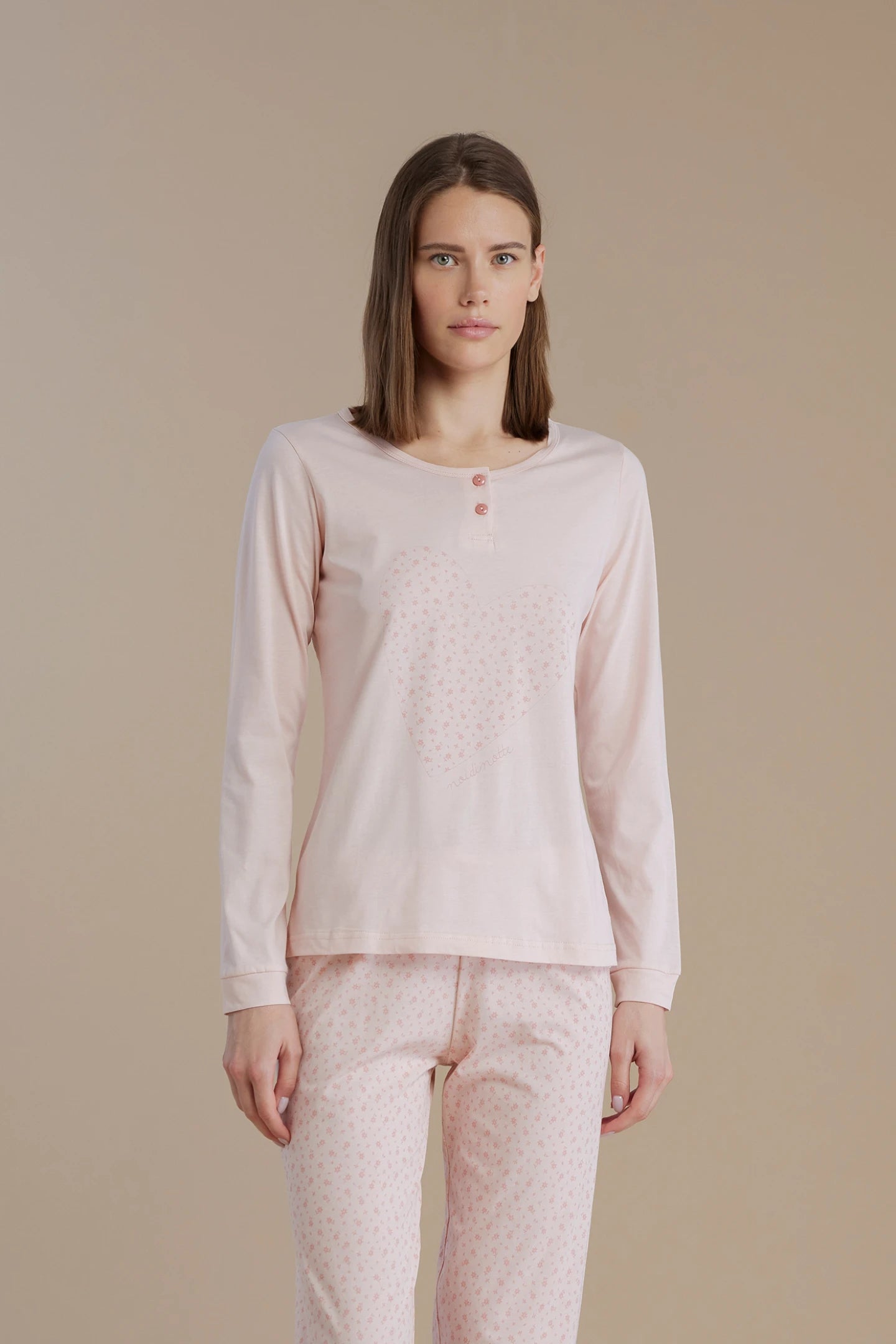Pigiama donna in cotone con top collo due bottoni e pantalone lungo