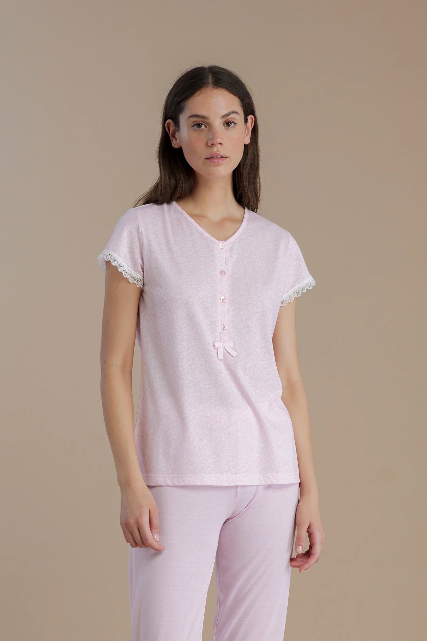 Pigiama donna in cotone con top manica corta e pantalone lungo senza polsini