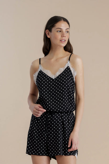 Pigiama donna in viscosa top bretellina e pantalone corto articolo pois