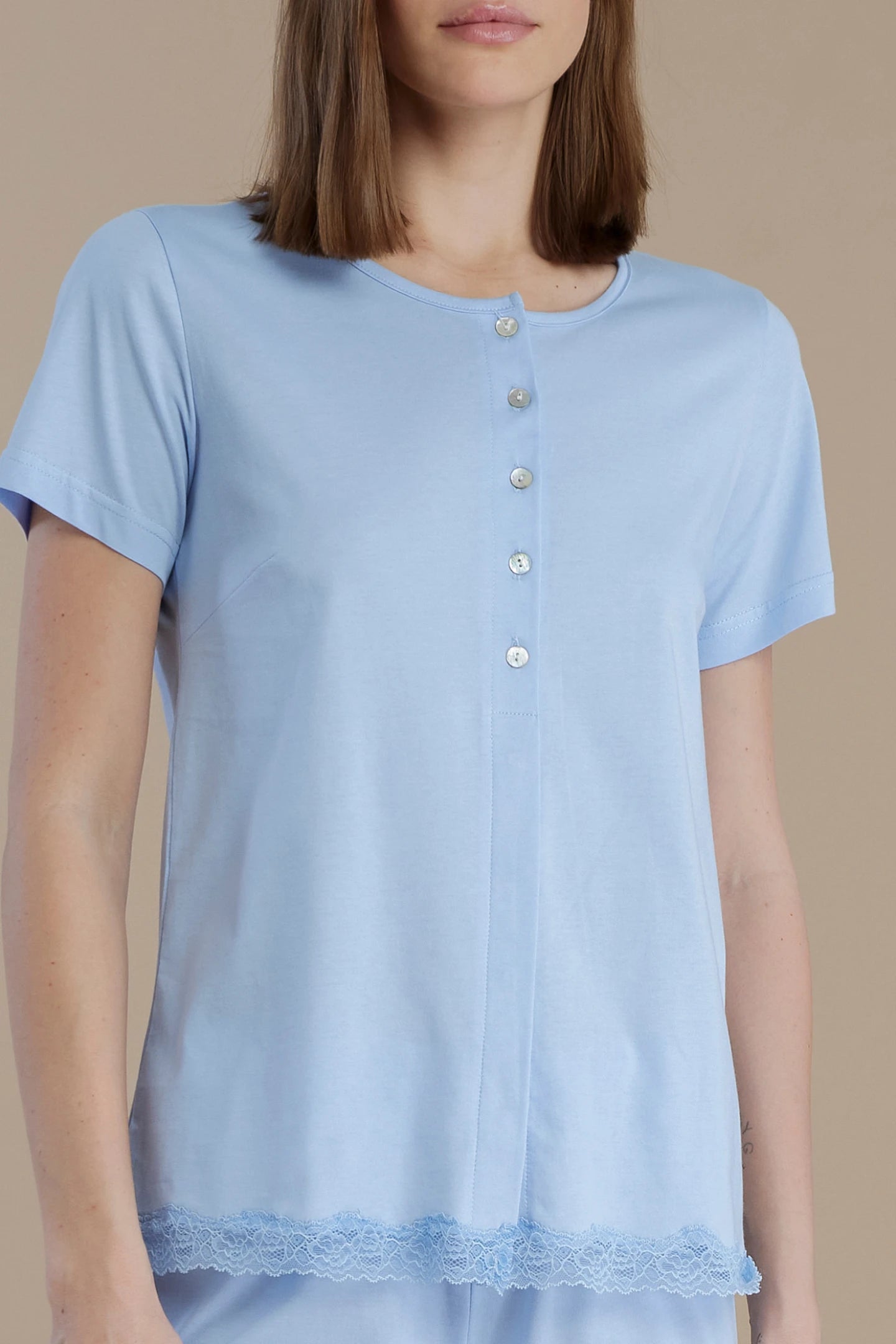 Pigiama donna in cotone maniche corte, abbottonatura frontale e pantaloni lungo
