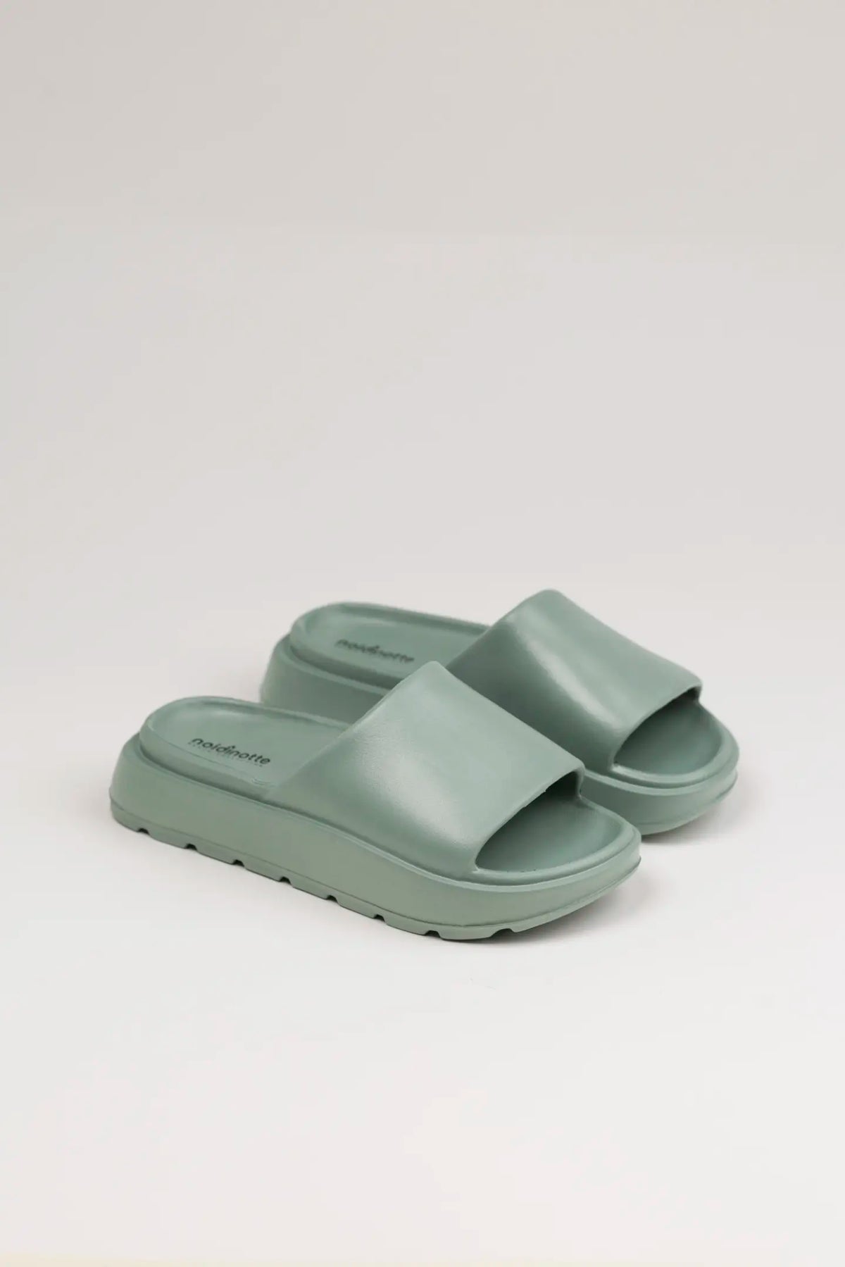 Ciabatta donna estiva in gomma articolo easy. - Verde