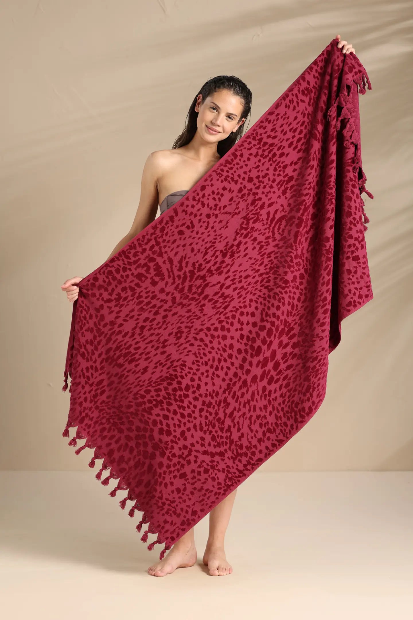 Telo mare in spugna velour rasato 90 x 170 cm articolo maculato.