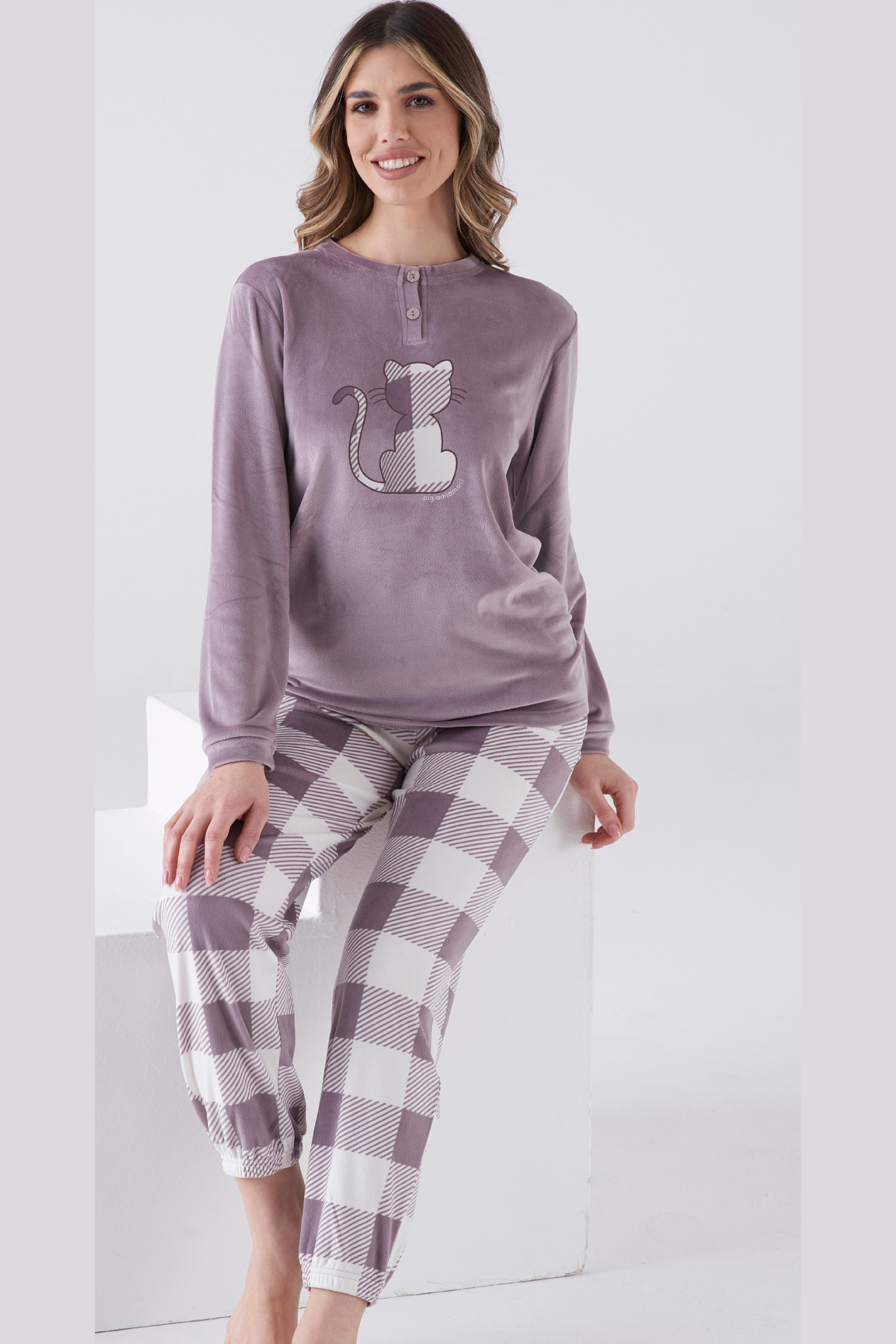 Pigiama da donna in coral