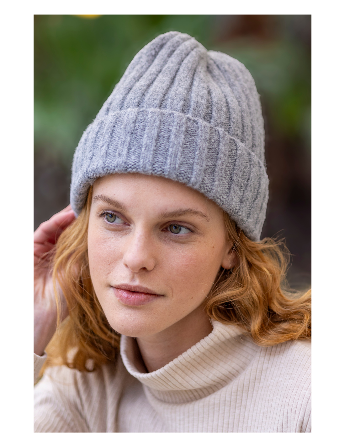 Cappello maglia a coste  da donna