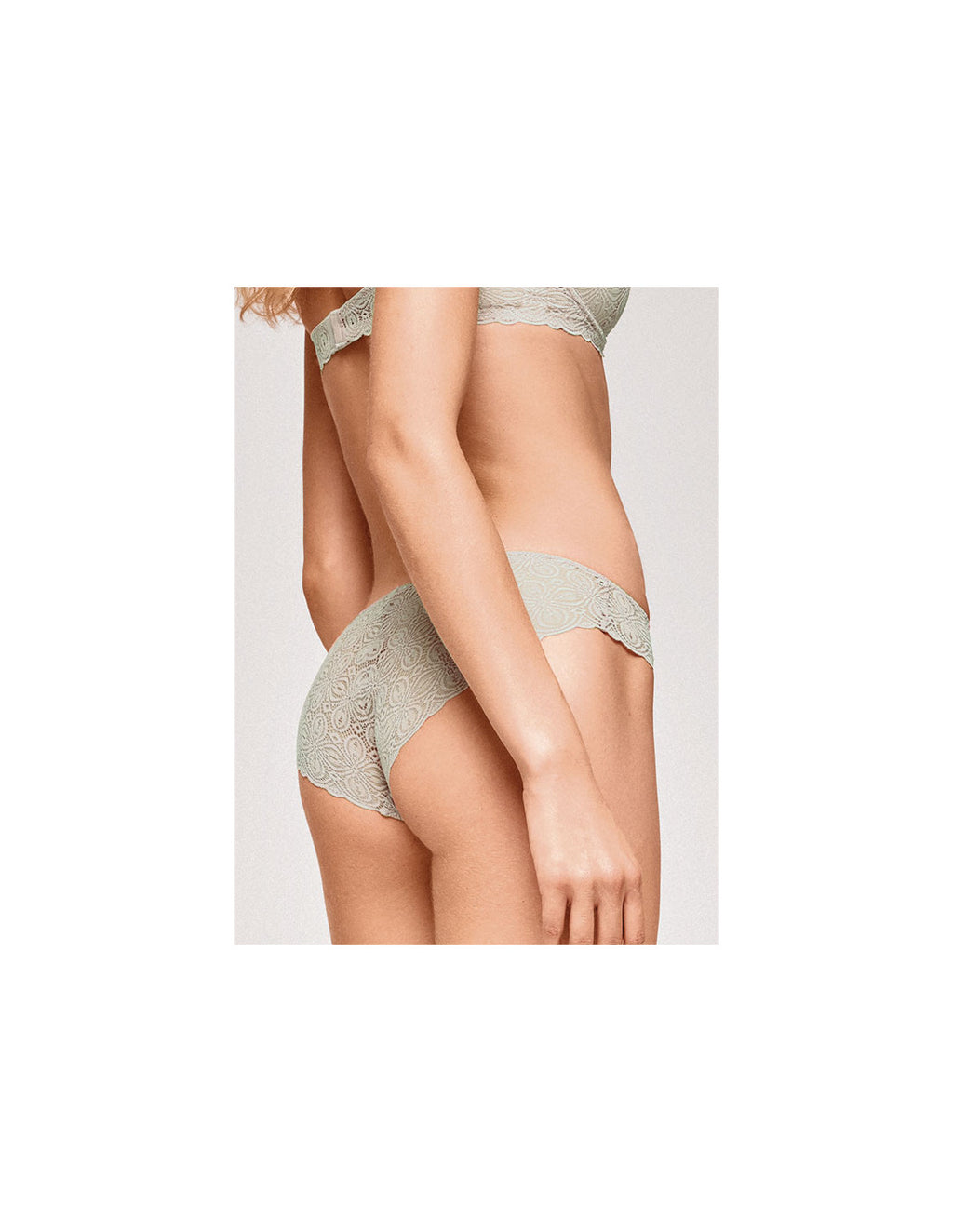 Coordinato slip + reggiseno Triangolo