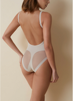 Body con scollatura posteriore con ferretto e coppe imbottite.