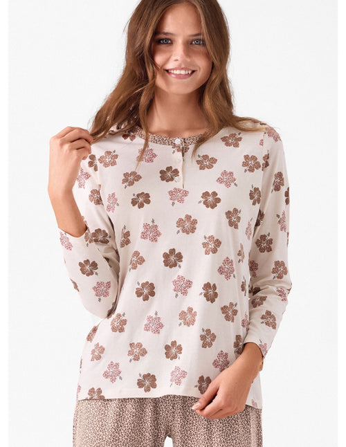 Pigiama serafino a manica lunga e pantalone lungo con polsi. Serie Ibiscus.